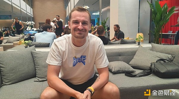 7317774 Fi8yAtcqyZ0UaPAeLcbXdej1ZxNwGYvm3WuGuux2.jpeg