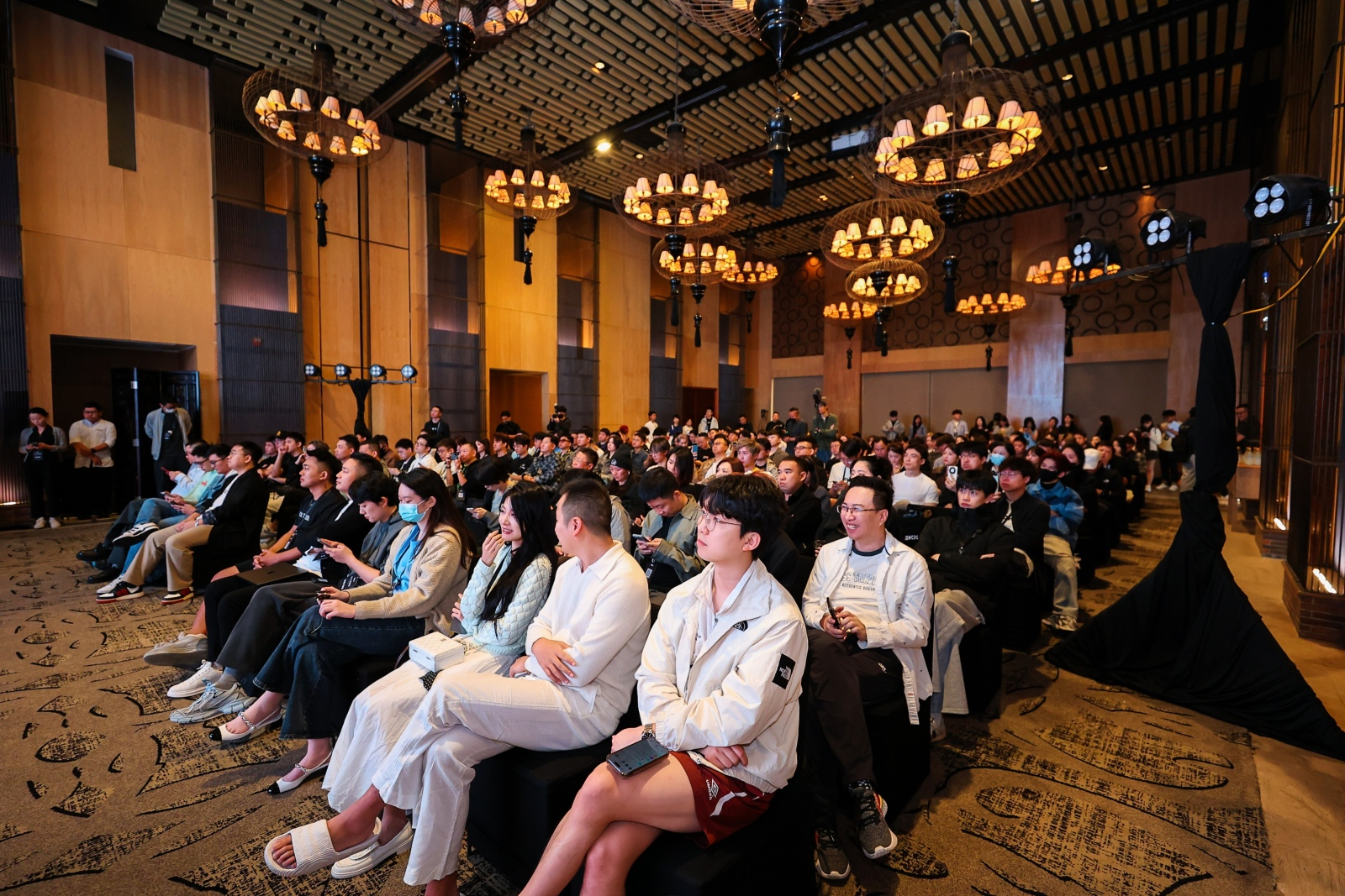 岘港·OKX年夜饭:宾朋云集,共启新年序章